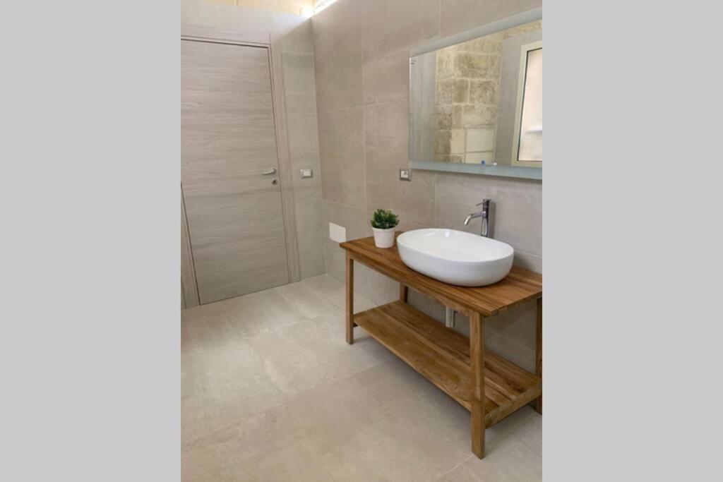 فيلا Casa Loca Intera Casa A Due Passi Da Porta San Biagio ليتشي المظهر الخارجي الصورة